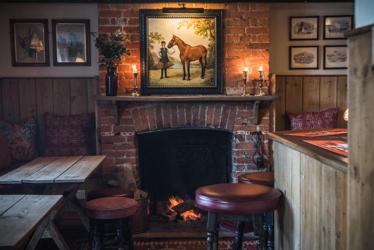 The Horse And Groom Inn Chichester Eksteriør bilde